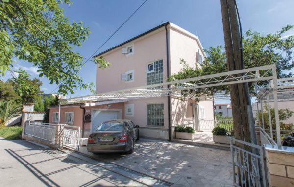 Apartments Mm Podstrana Bagian luar foto